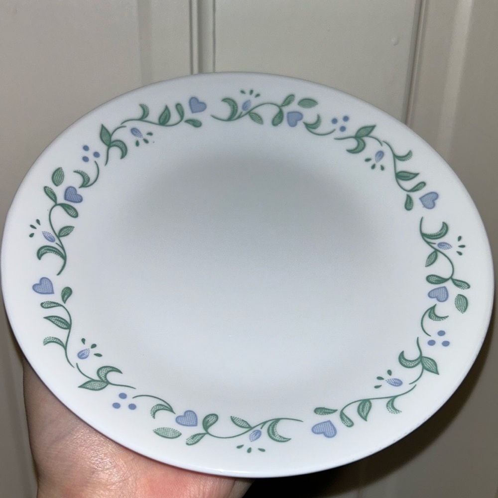 Porcelain Medium Plate